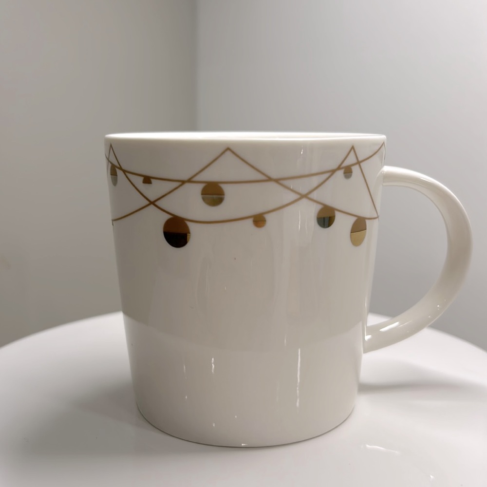 2012 Starbucks Holiday bone china gold ornament mug 14oz